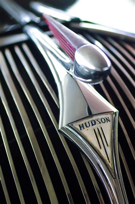 Hudson Terraplane Hood Ornament | Hood ornaments, Car hood ornaments ...