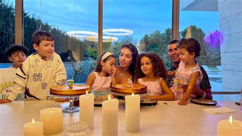 'Family First' - Cristiano Ronaldo spends kids Birthday with Family ...