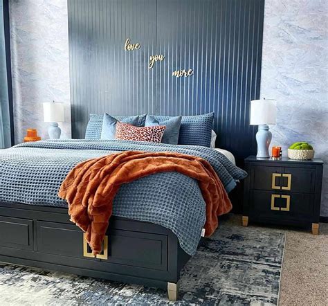 25 Navy Blue Bedroom Ideas That Go Beyond Nautical