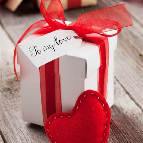 25 Valentine's Day gifts for Her {on a budget} - One Crazy Mom