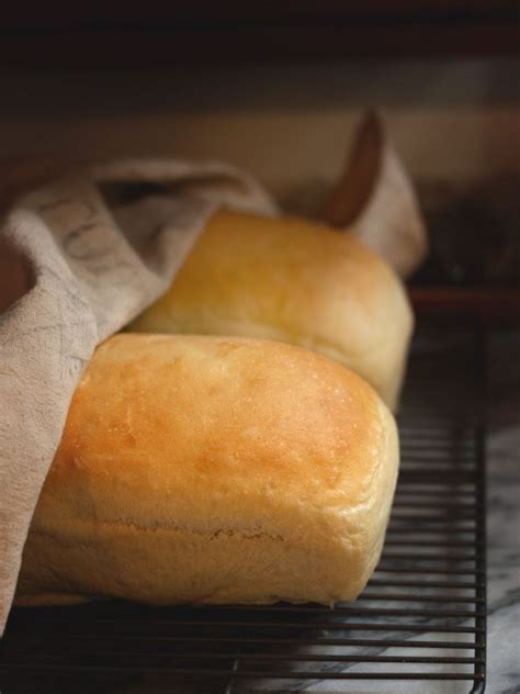 How to Make Basic White Bread | Bread Baking for Beginners ...