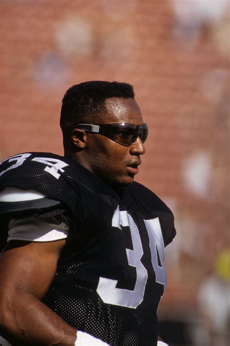 Raiders' Bo Jackson: One of the NFL's Most Explosive and Entertaining ...