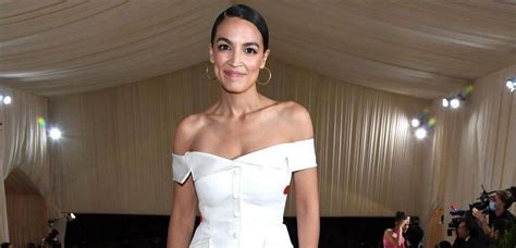 "$30,000 per ticket": AOC's 'Tax the Rich' dress at Met Gala 2021 ...