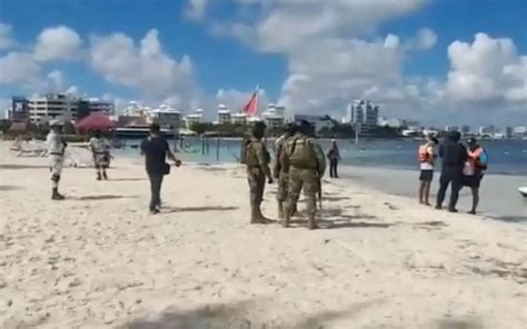 Shooting in Cancún: Gunmen open fire at beach then disappear