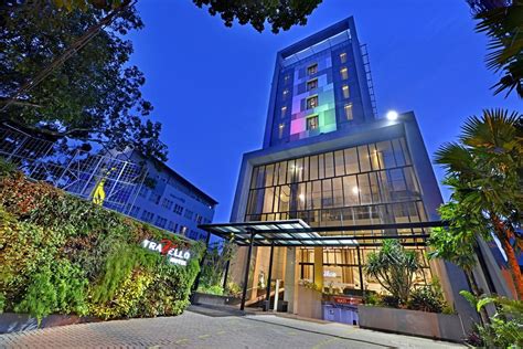 Best Price on Travello Hotel Bandung in Bandung + Reviews!