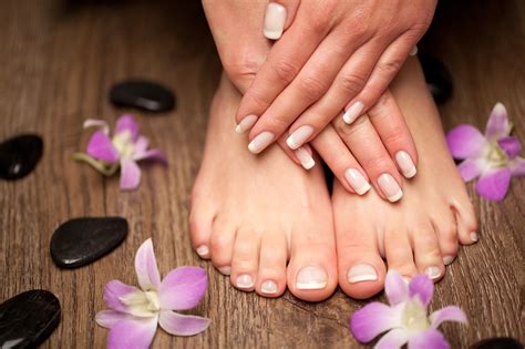 Perfect At-Home Pedicure - Women Daily Magazine