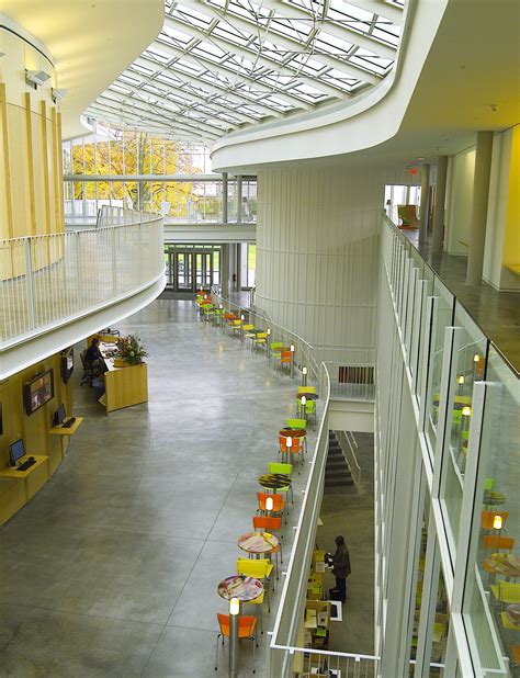 Smith College, Campus Center – R&R Window