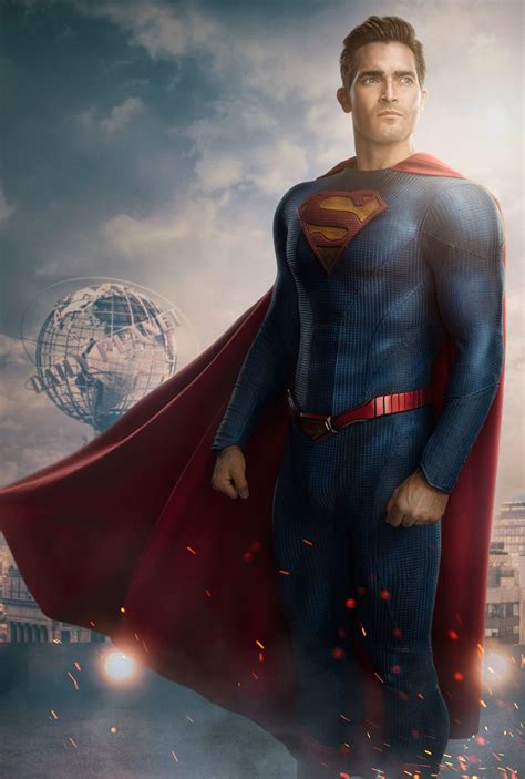 Superman & Lois unveils Tyler Hoechlin’s new Man of Steel suit - GEEKSPIN