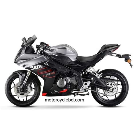 Benelli 302R Official Pictures | Bike Photo Gallery