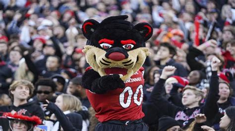 University of Cincinnati football sell out of season tickets