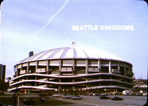 Kingdome: The Controversial Birth of a Seattle Icon (1959-1976 ...