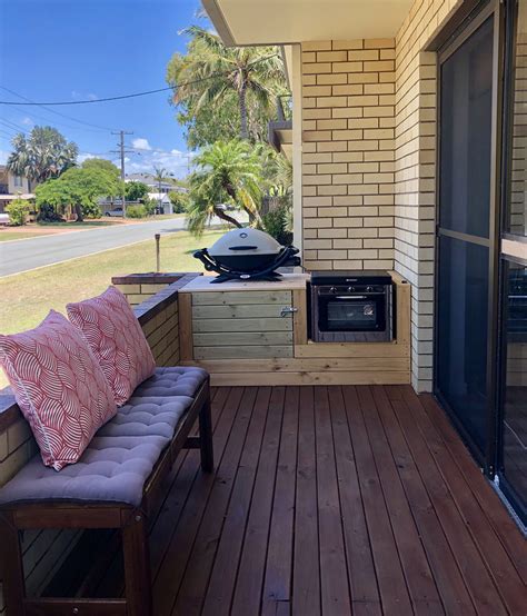 Outdoor Kitchen Griddle Ideas : Small Outdoor Kitchen Ideas: Pictures ...