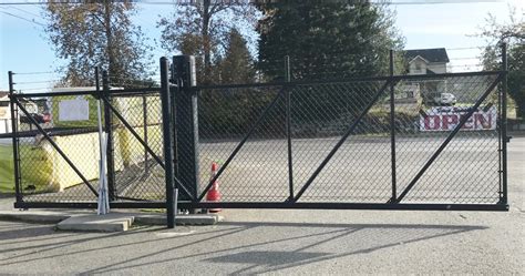 Chain Link Gates - Fence Specialists