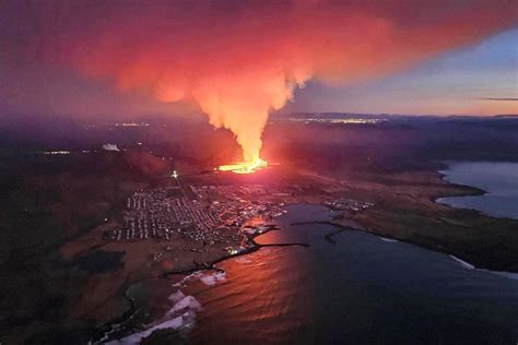 Iceland volcano: Lava destroys homes in Grindavik