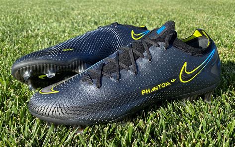 Nike Phantom GT Elite FG | Soccer Cleats 101