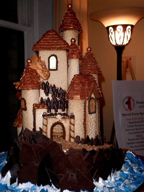 gingerbread house castle | Gingerbread house, Gingerbread, Cookie house