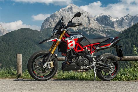 Aprilia Dorsoduro 900 (2017-2020) Review, Specs & Prices | MCN