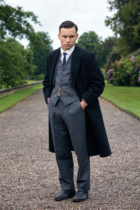 Cillian Murphy Peaky Blinders Thomas Shelby Grey Suit ...