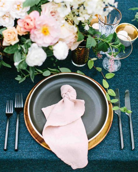 Napkin Folds That Will Elevate Your Reception Tables | Martha Stewart ...