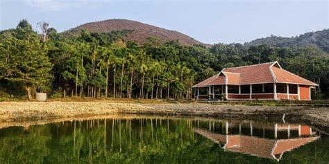 Discover Tranquility: Resorts Near Kalasa Await Your Retreat