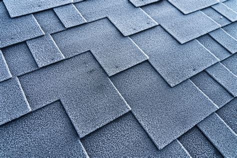 How Can You Tell The Difference Between Composite And Asphalt Shingles?