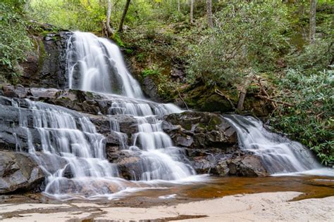 Hiking in Gatlinburg - A Guide To The Best 23 Trails In The Smokies