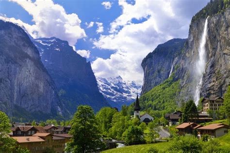 Jasooralmadinah Travels&Tours: Lauterbrunnen: The Valley of 72 Waterfalls