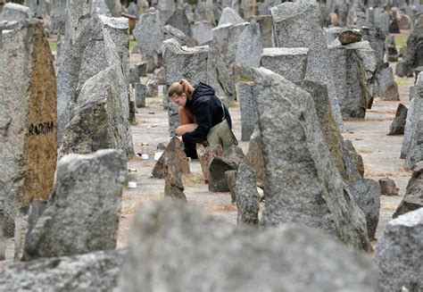 Last survivor of Nazi death camp Treblinka dies in Israel - CBS News