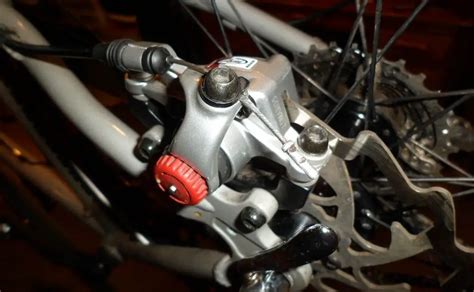 How to: Set Up & Adjust Mechanical Disc Brakes