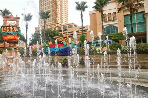 Sunway Lagoon Malaysia - Living in the Moment