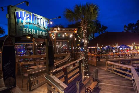 Wahoos Fish House - Seafood Restaurant in Murrells Inlet, SC