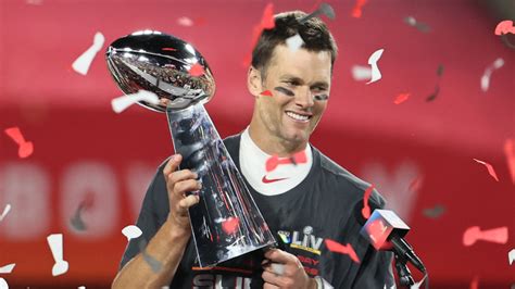 Tom Brady’s new Buccaneers Super Bowl ring is absolutely massive – NBC ...