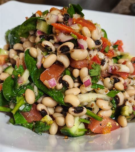 Black Eyed Peas Salad | Kalofagas.ca