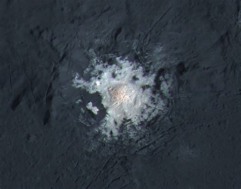 Ceres' mysterious bright spots revealed in unprecedented detail ...