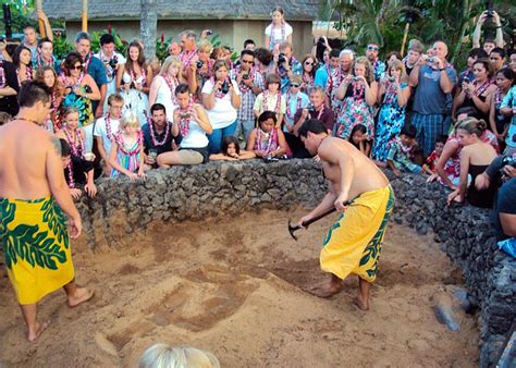 Old Lahaina Luau - Maui's Only 100% Authentic Hawaiian Luau