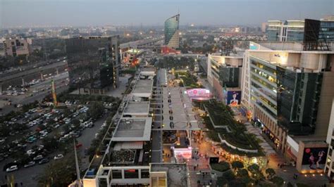 Gurgaon: CyberHub, Ambience Mall change entrance to beat 500-metre SC ...