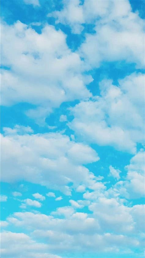 Aesthetic Pict.🌃 | Blue sky wallpaper, Clouds wallpaper iphone, Sky ...