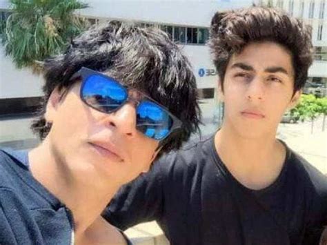 Shah Rukh Khan in touch with NCB officials regarding Aryan Khan ...