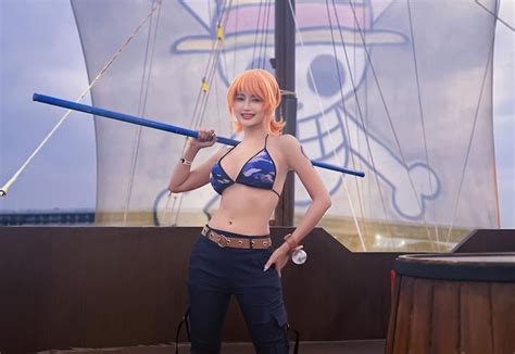 Potret KameAam Cosplay Nami One Piece, Body-nya Bikin Netizen Salfok ...