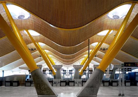 Madrid-Barajas Airport Terminal 4 / Estudio Lamela & Rogers Stirk ...