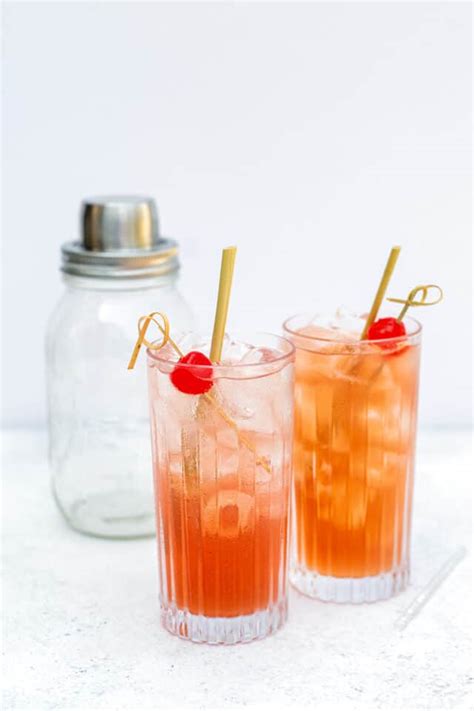 Classic Singapore Sling Cocktail - Supergolden Bakes