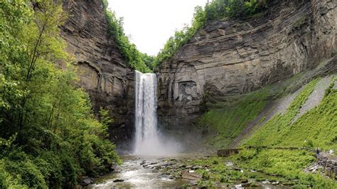 Guide to Photographing Taughannock Falls State Park (New York)