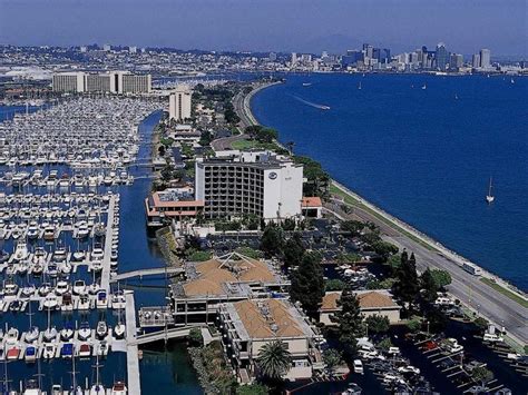 Hilton San Diego Airport Harbor Island Hotel in San Diego (CA) - Room ...