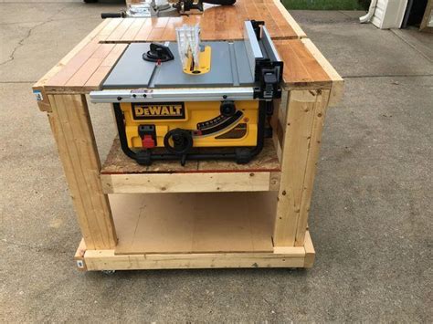 I built a mobile workbench | Mobile workbench, Workbench plans diy ...