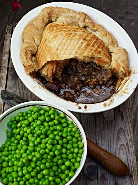 JO21_079 | Beef recipes, Steak and guinness pie, Recipes