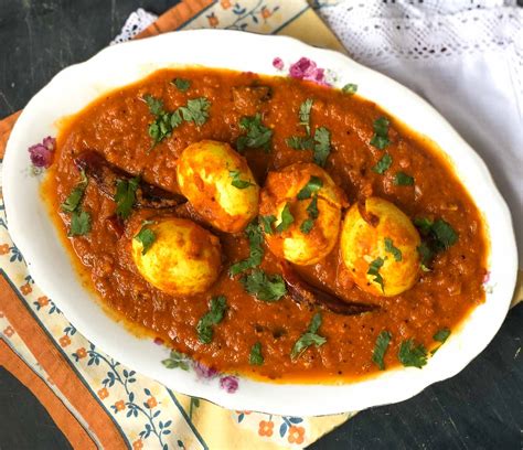 Egg Curry Dhaba Style Recipe - banana-breads.com