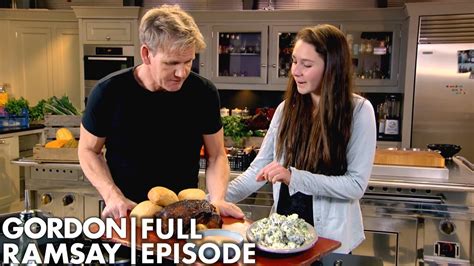 Gordon Ramsay's Simple Christmas Recipes Festive Home Cooking