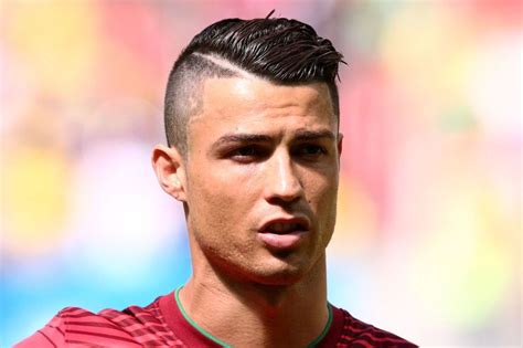 17 Best images about Cristiano Ronaldo Haircuts on Pinterest | World ...