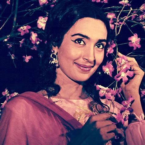 Top 999+ nutan images – Amazing Collection nutan images Full 4K