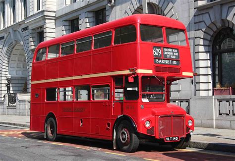 1959 AEC Routemaster bus - RM140 - London Bus Museum